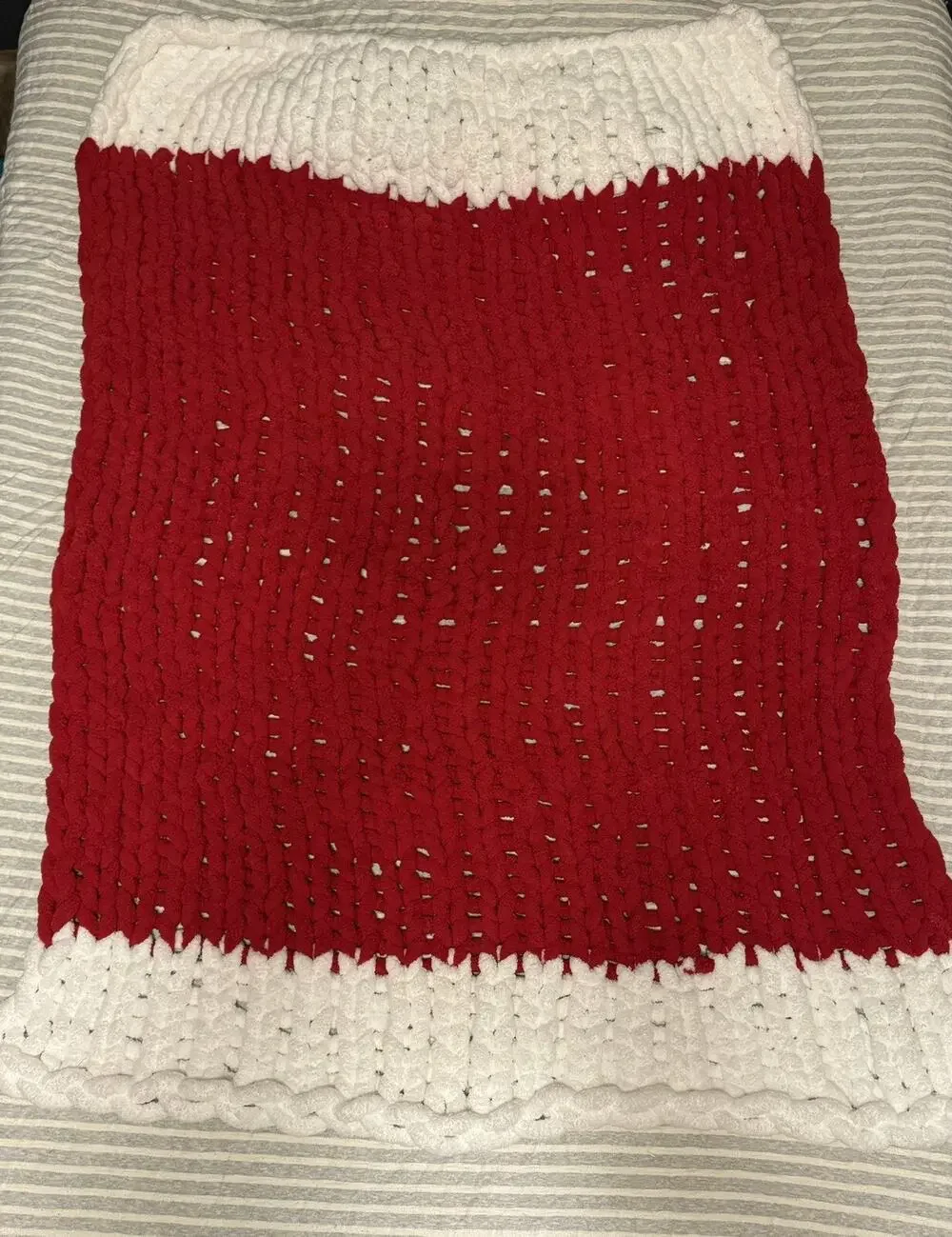 New Thick Chunky Chenille Yarn Handmade Hand Crochet Red White Cozy Warm Fall
